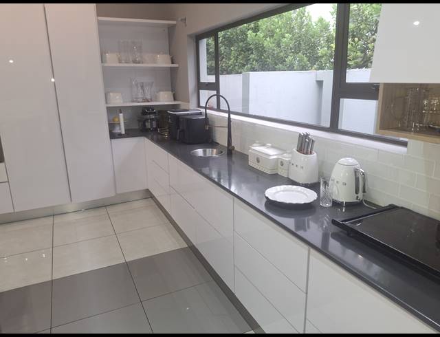 4.5 BEDROOM FREEHOLD FOR SALE IN AQUAVISTA MOUNTAIN ESTATE